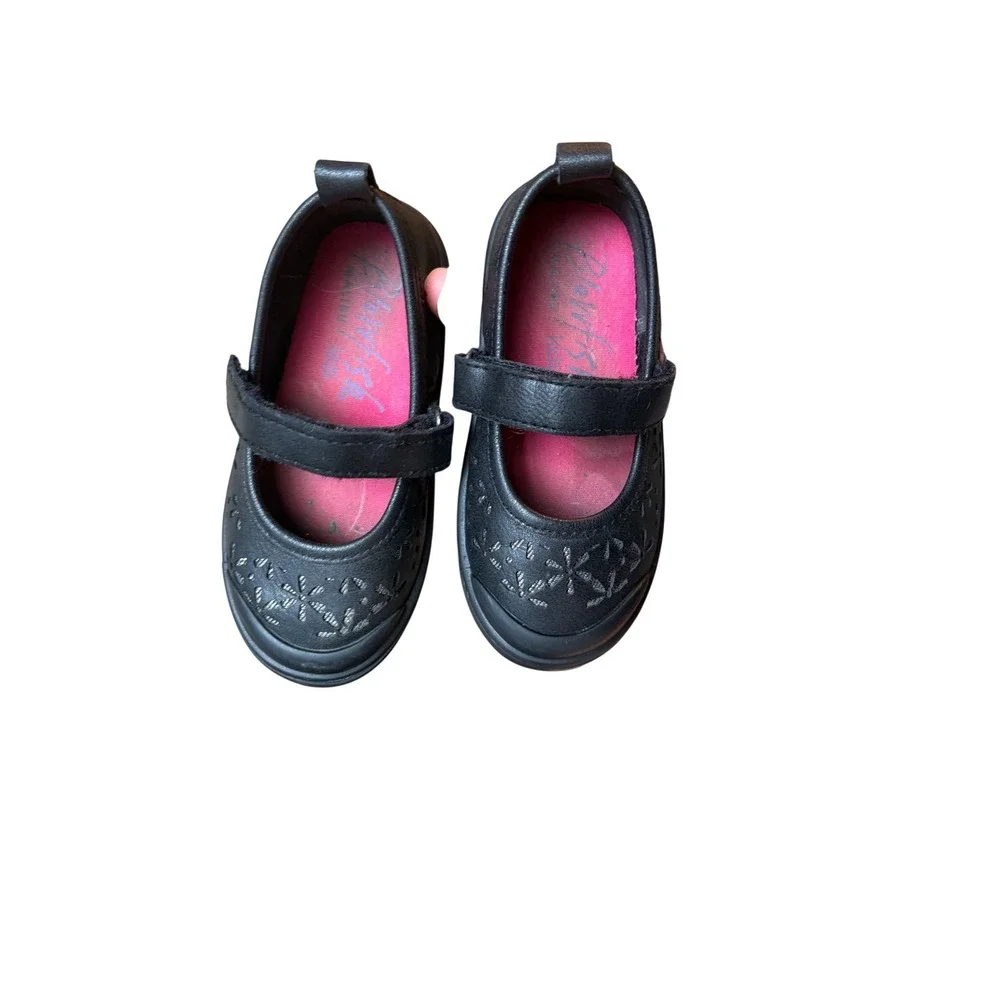 Blowfish Malibu Kids Mozzi-B-K Black Floral Laser Cut Mary Jane Shoes‎ Size 8M